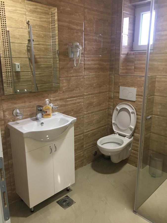 B&B Hisar International Prijepolje Экстерьер фото